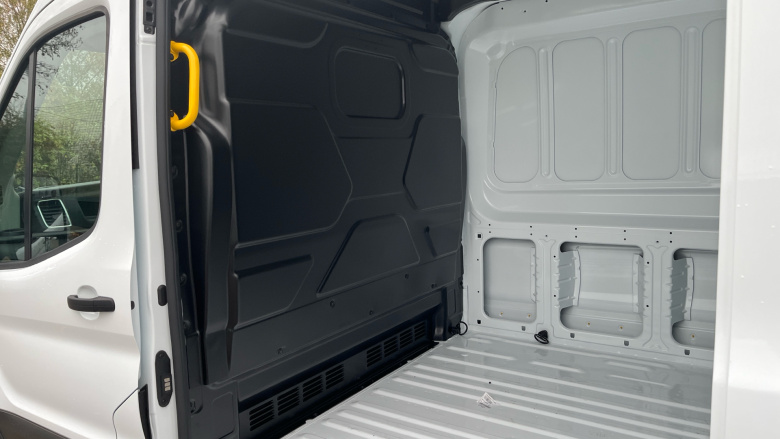 Ford Transit E-350 L3 Rwd 135kW 68kWh H2 Leader Van Auto